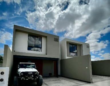 EN VENTA CASA EN ZIBARI